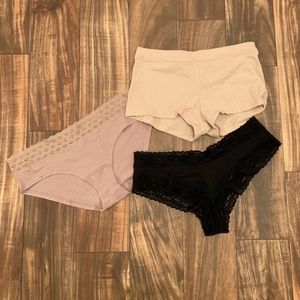 Victoria’s Secret Panty Bundle *NWT*